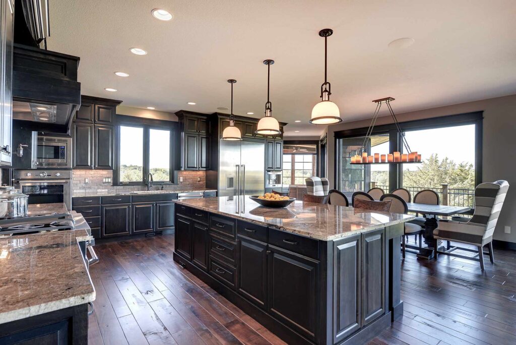 divine-homes-photo-chateawood-kitchen-dining-1